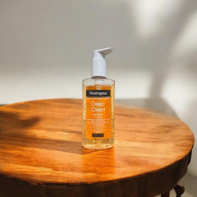 Neutrogena Deep Clean Facial Cleanser - 200ml