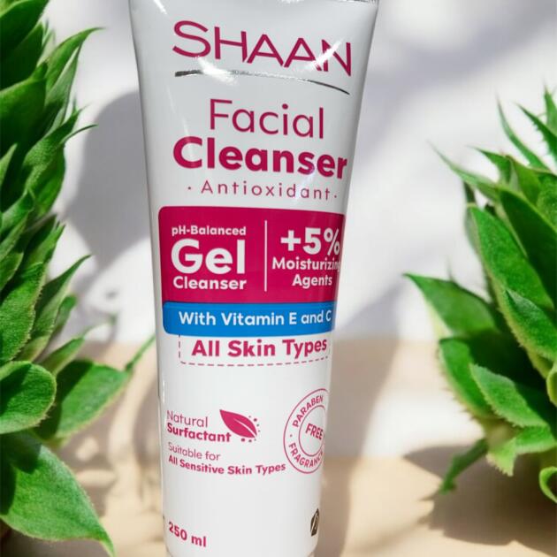 Shaan facial cleanser