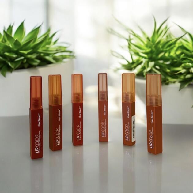 LIP COLOR