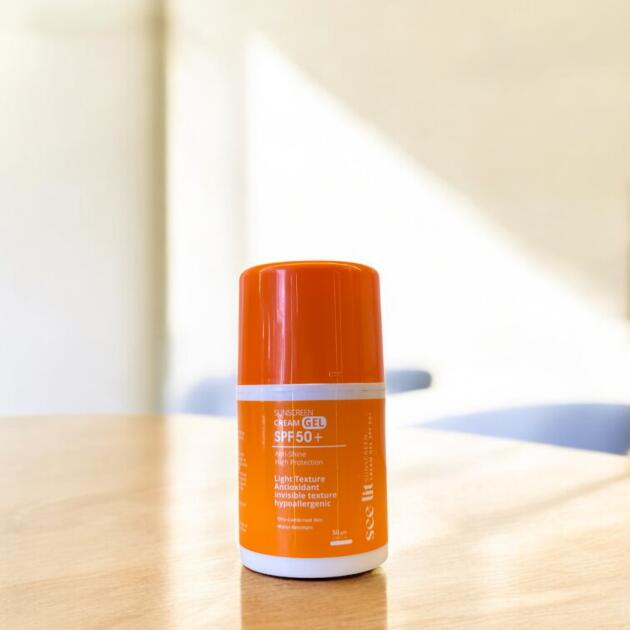 See lit suncream